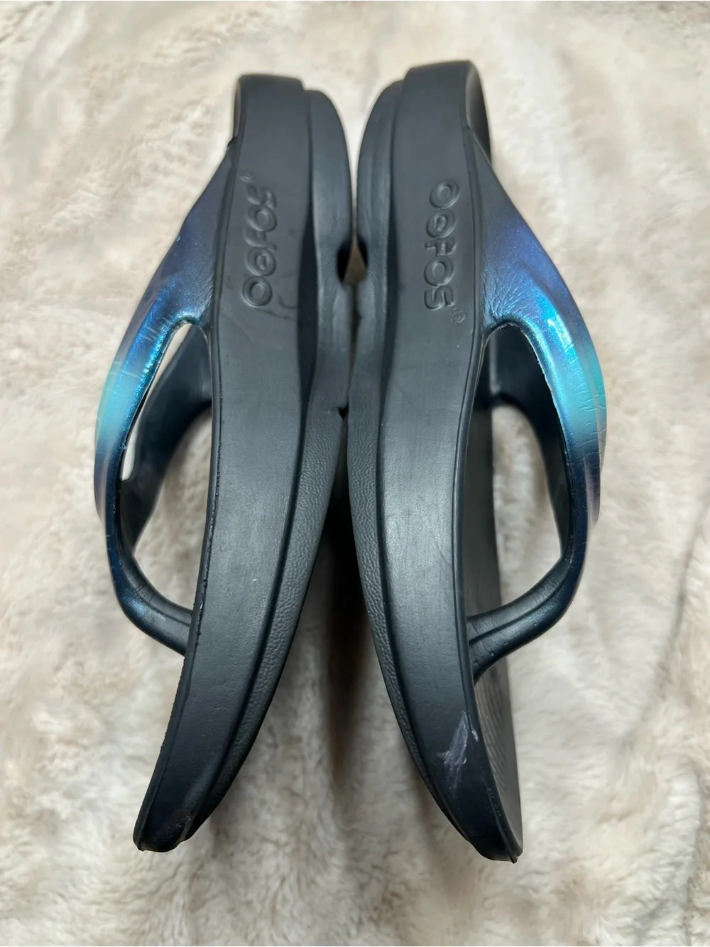 OOFOS Women's OOlala Luxe Recovery Sandals Womens 8